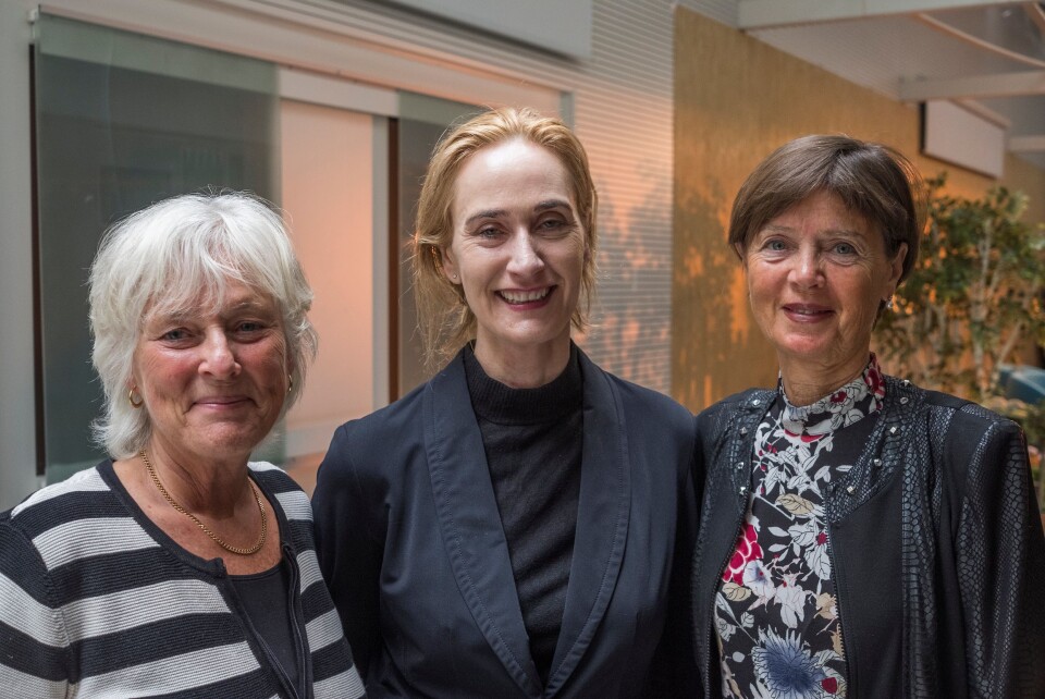 Liv Finstad, Christin Thea Wathne og Ingelin Killengreen under boklansering.