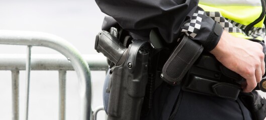 Politiet får bevæpne seg mellom sårbare objekter