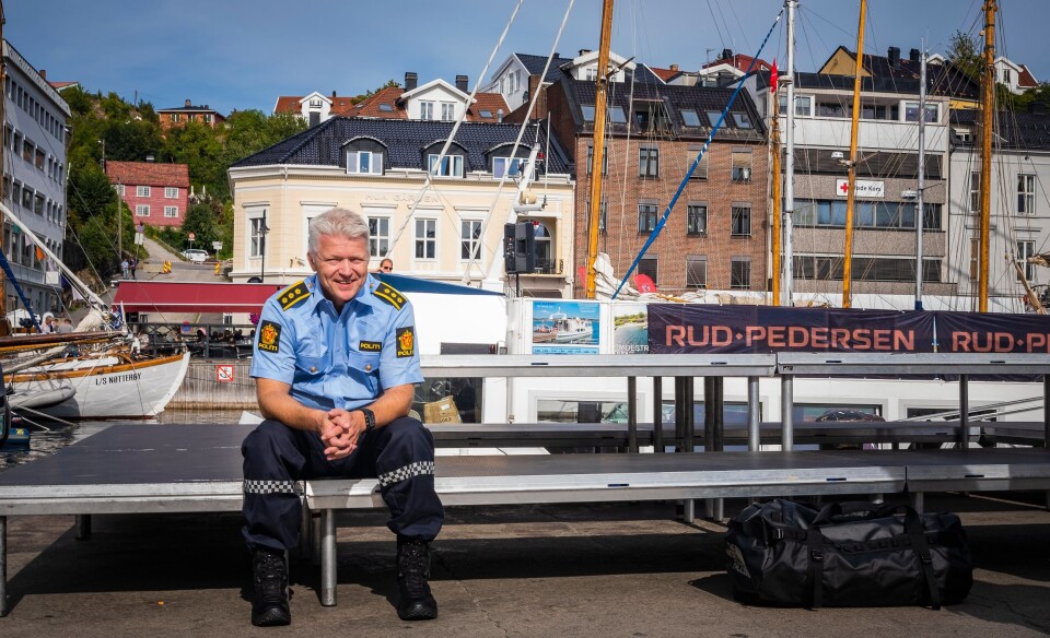 Bjørn Håvard Olsen er politikontakt i Kviteseid, Tokke og Fyresdal kommuner i Telemark. I Arendal forteller han politikere og publikum - og Politiforum - om hva han tenker om sin nye jobb. Bjørn Håvard Olsen er politikontakt i Kviteseid, Tokke og Fyresdal kommuner i Telemark. I Arendal forteller han politikere og publikum - og Politiforum - om hva han tenker om sin nye jobb.