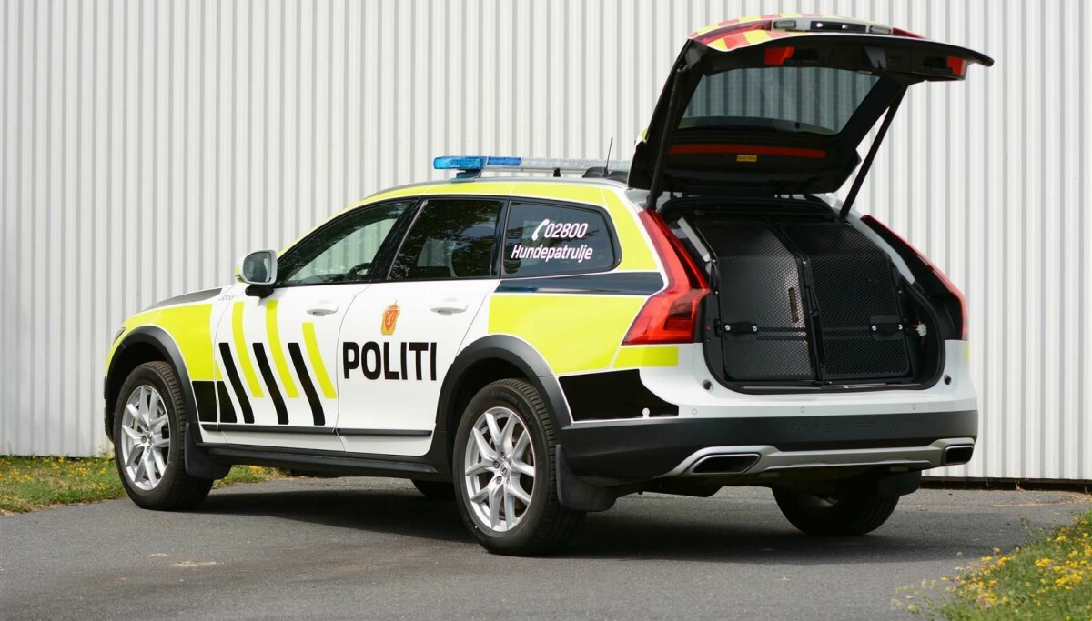 Politihundene får inn i oppgradert Volvo