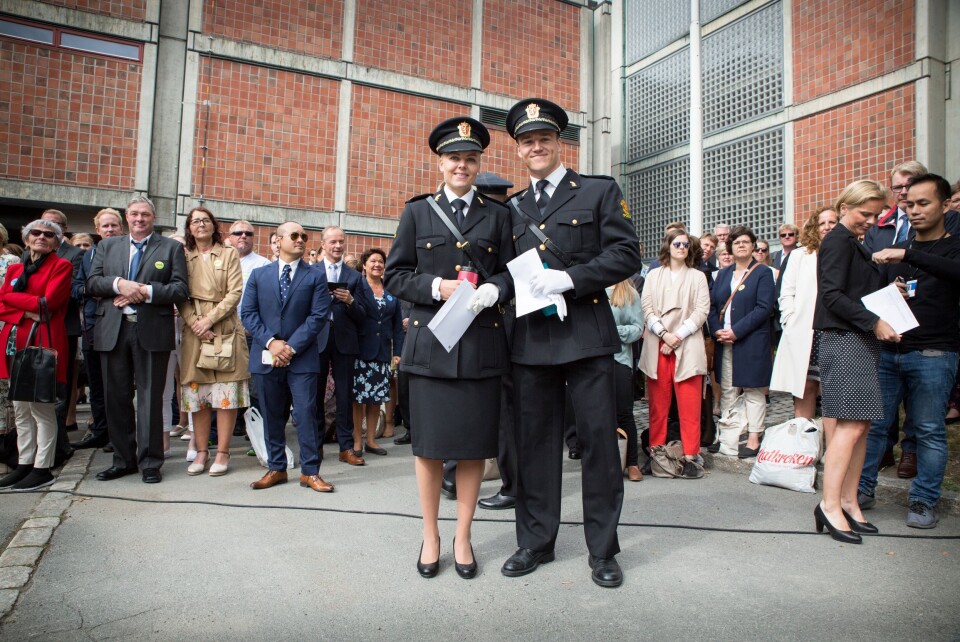 Lena Jansson og Magne Trondrud fikk idrettsprisene i skolegåren på Majorstua. Lena Jansson og Magne Trondrud fikk idrettsprisene i skolegåren på Majorstua.
