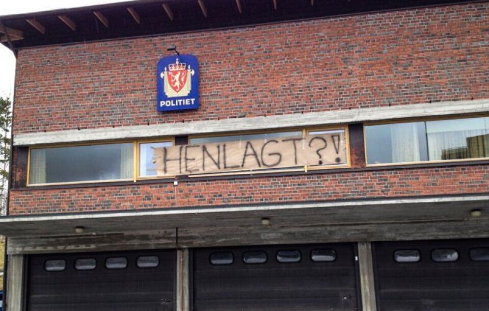 Innbyggere har her ved en tidligere anledning sagt hva de mener om at politiet henlegger saker. Men med dagens ressurssituasjon, kan det være nødvendig å henlegge mer, tror SV-politiker. Innbyggere har her ved en tidligere anledning sagt hva de mener om at politiet henlegger saker. Men med dagens ressurssituasjon, kan det være nødvendig å henlegge mer, tror SV-politiker.