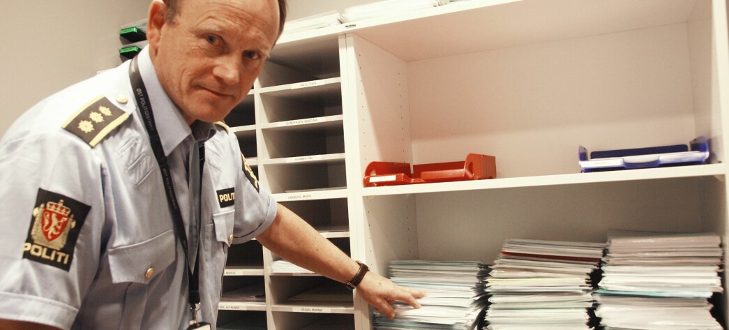 Før fanget han tyver og bekjempet kriminalitet. Nå sorterer han post.
