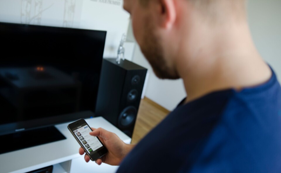 Politibetjenter klager på mobildekningen etter at det ble byttet til Telia. Politibetjenter klager på mobildekningen etter at det ble byttet til Telia.