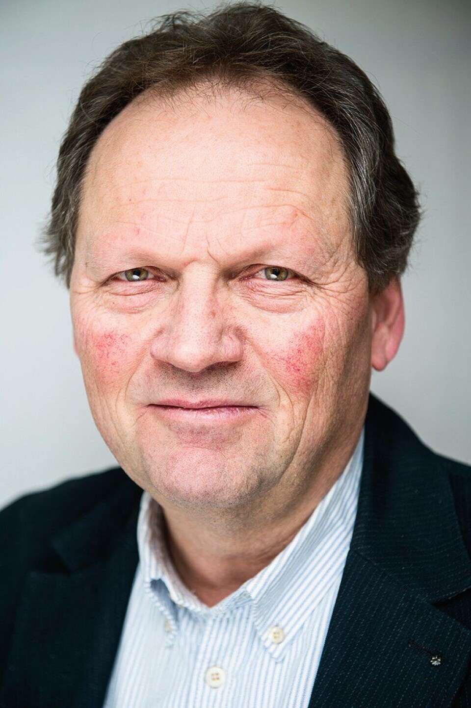 FORSKER: Dag Ellingsen skal forske på kvinneandelen i UEH.