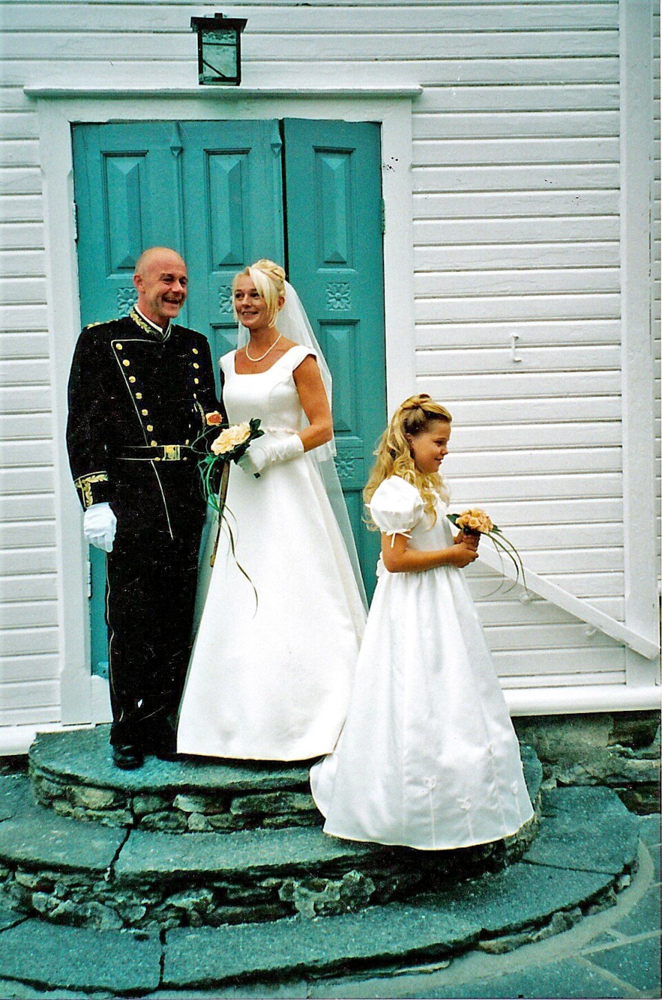 HELL I KJÆRLIGHET: Stian Elle og Sølvi Ersland giftet seg på hans 40-årsdag, den 4. august 2000. Erslands datter var brudepike. HELL I KJÆRLIGHET: Stian Elle og Sølvi Ersland giftet seg på hans 40-årsdag, den 4. august 2000. Erslands datter var brudepike.