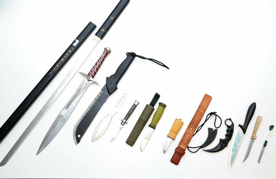 KNIVDIREKTIV: 8. april i år vedtok Oslo politidistrikt et eget knivdirektiv hvor de blant annet høynet bøtesatsene for å bære kniv på offentlig sted.