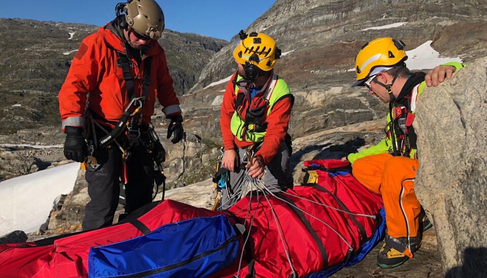 REDNINGSAKSJON: Jurgen Klaus ble reddet opp av bresprekken av Hordaland alpine redningsgruppe. REDNINGSAKSJON: Jurgen Klaus ble reddet opp av bresprekken av Hordaland alpine redningsgruppe.