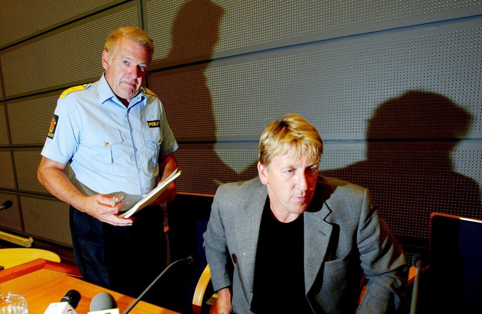 HJEMVENDT: Ola Thune (til høyre) ble hentet tilbake som leder for etterforskningsavdelingen i Kripos av daværende Kripos-sjef Arne Huuse i 2001. Da var det ni år siden Thune forlot Kripos for å starte som privatetterforsker. I 2005 forlot Thune Kripos på nytt, og vendte tilbake til sitt private virke.