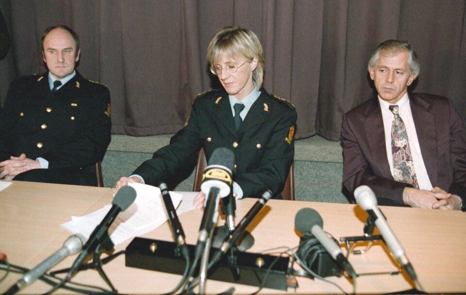 PRESSEKONFERANSE: Politimester Karl Henrik Sjursen, påtaleleder Gro Rossehaug og etterforskningsleder Ståle Finsal fra Kripos møter pressen etter at fetteren til Birgitte Tengs er pågrepet og siktet for drapet. PRESSEKONFERANSE: Politimester Karl Henrik Sjursen, påtaleleder Gro Rossehaug og etterforskningsleder Ståle Finsal fra Kripos møter pressen etter at fetteren til Birgitte Tengs er pågrepet og siktet for drapet.