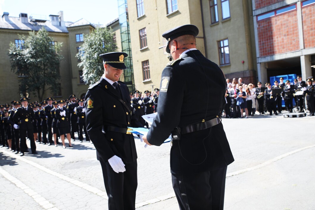 Thomas Haugland leverte strålende resultater på sin fysiske eksamen og var årets sprekeste mannlige PHS-student. Thomas Haugland leverte strålende resultater på sin fysiske eksamen og var årets sprekeste mannlige PHS-student.
