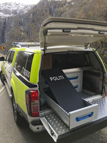 TRANGBUDD: Lasteplassen er i utgangspunktet svært god, men innreiinga som denne bilen var oppsett med, er upraktisk og tek opp for mykje plass. TRANGBUDD: Lasteplassen er i utgangspunktet svært god, men innreiinga som denne bilen var oppsett med, er upraktisk og tek opp for mykje plass.