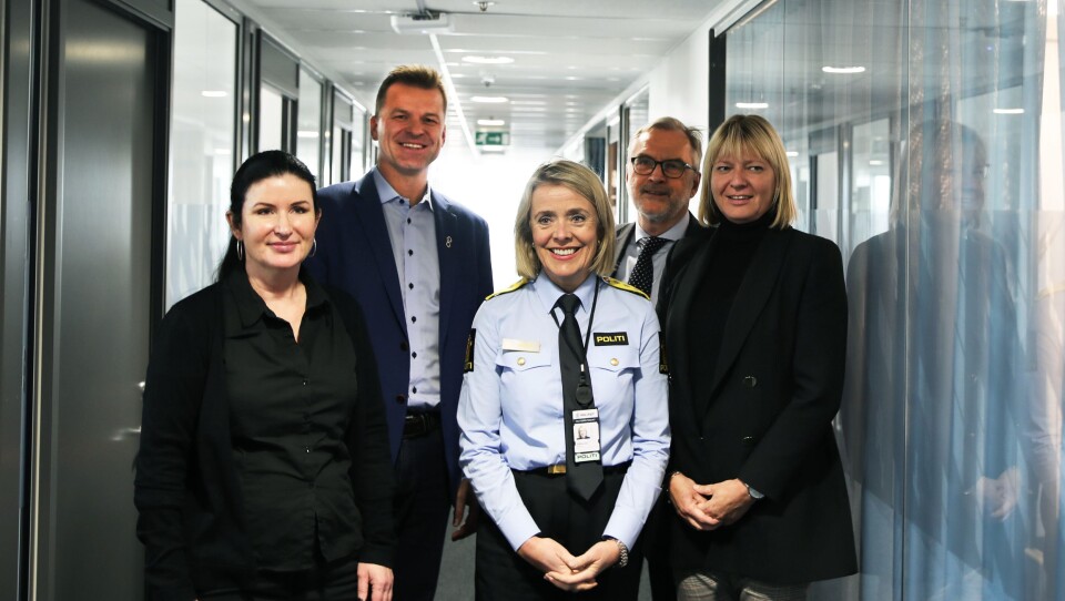 JURYEN: Årets jury består av Linda Lai, professor i ledelse ved BI, Sigve Bolstad, forbundsleder i Politiets Fellesforbund, politidirektør Benedicte Bjørnland, sjef for Politiets sikkerhetstjeneste Hans Sverre Sjøvold og Lillian Bersaas Borge, namsfogd i Vest politidistrikt. JURYEN: Årets jury består av Linda Lai, professor i ledelse ved BI, Sigve Bolstad, forbundsleder i Politiets Fellesforbund, politidirektør Benedicte Bjørnland, sjef for Politiets sikkerhetstjeneste Hans Sverre Sjøvold og Lillian Bersaas Borge, namsfogd i Vest politidistrikt.