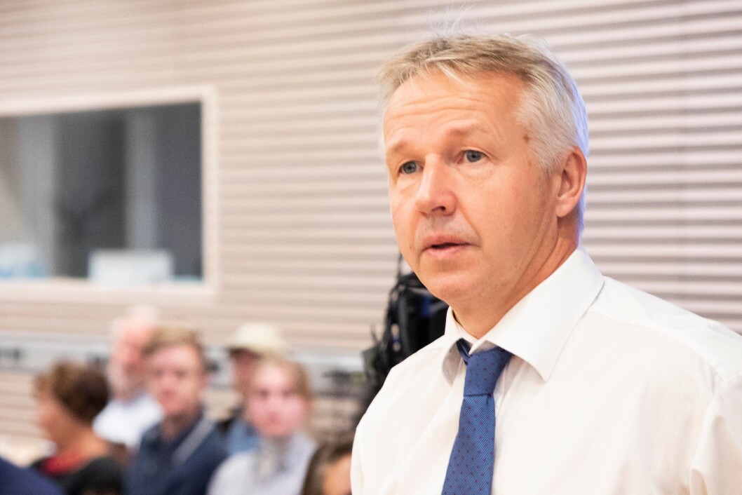 Jan Egil Presthus døde av hjertestans i går, melder Spesialenheten for politisaker. Bildet er tatt da Presthus var aktor under Eirik Jensen-saken. Jan Egil Presthus døde av hjertestans i går, melder Spesialenheten for politisaker. Bildet er tatt da Presthus var aktor under Eirik Jensen-saken.