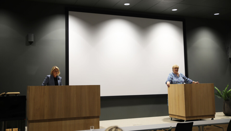 Justisminister Monica Mæland og statsminister Erna Solberg legger fram politimeldingen. Justisminister Monica Mæland og statsminister Erna Solberg legger fram politimeldingen.