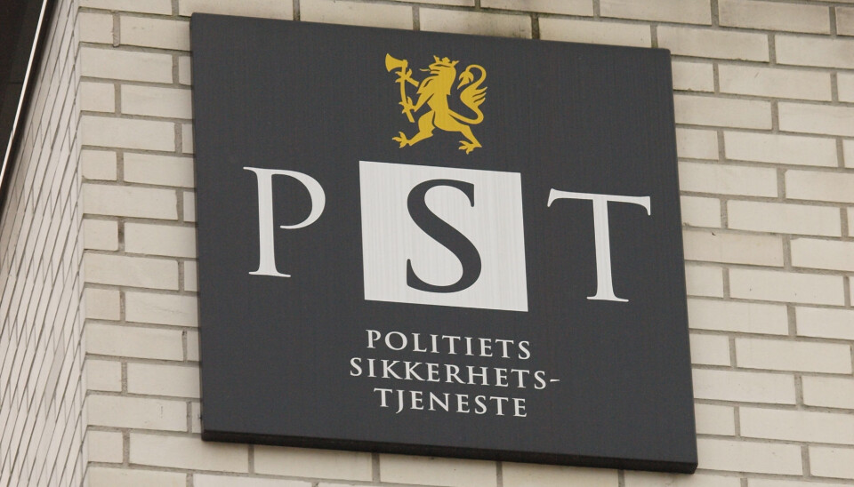 NYE AVHØR: Politiets sikkerhetstjeneste ber om fornyet fengsling av de IS-siktede søstrene som sitter i varetekt etter at de vendte tilbake til Norge fra Syria.