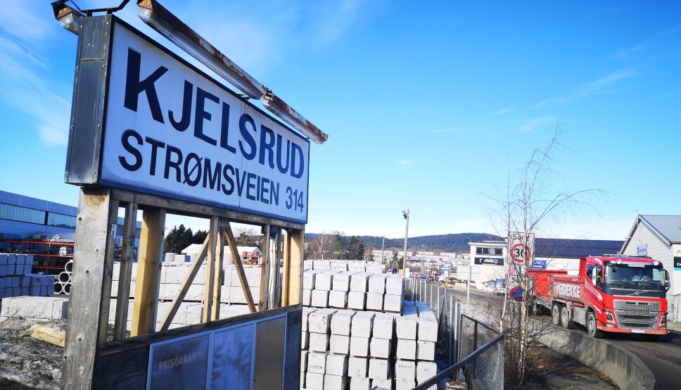 I dette industriområdet på Alna, i Strømsveien 314, kommer den nye politistasjonen i Oslo-politiets Enhet øst. I dette industriområdet på Alna, i Strømsveien 314, kommer den nye politistasjonen i Oslo-politiets Enhet øst.