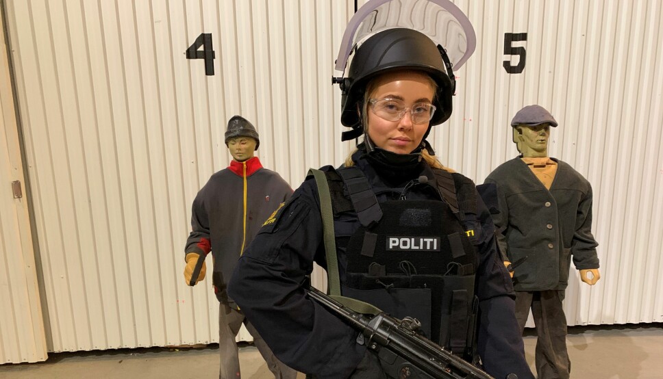 I TV2-serien «Martine vil bli politi» får blogger Martine Lunde prøve seg som politi.