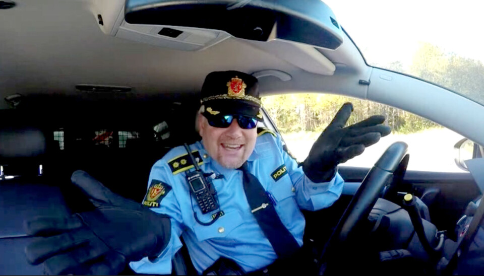 DANSELØVEN: Stig Tonsjø ble kjent over hele landet som «den dansende politimannen» da en video av ham som danset til Rihannas «Please don’t stop the music» gikk viralt i 2016.