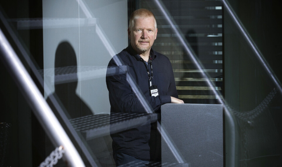 SNIKENDE SYKDOM: Etter diagnosen innså Tonsjø at han trengte nye arbeidsoppgaver på jobb. – Jeg forsto at jeg måtte avfinne meg med at jeg ikke var operativ lenger, sier han. SNIKENDE SYKDOM: Etter diagnosen innså Tonsjø at han trengte nye arbeidsoppgaver på jobb. – Jeg forsto at jeg måtte avfinne meg med at jeg ikke var operativ lenger, sier han.