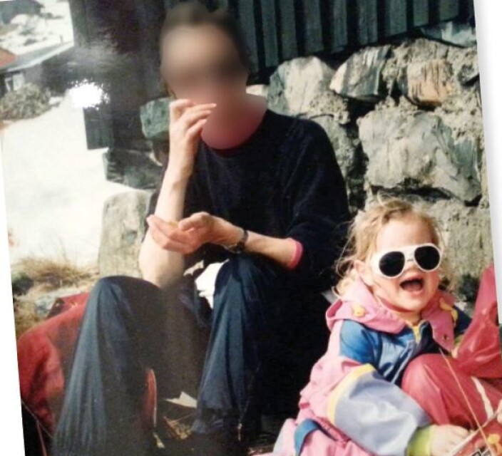 MAMMASKRYT: – Jeg er stolt av datteren min, og hun har vært helt enestående med meg og faren sin, sier Henriettes mor. MAMMASKRYT: – Jeg er stolt av datteren min, og hun har vært helt enestående med meg og faren sin, sier Henriettes mor.