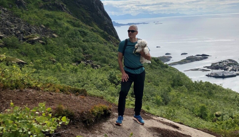 Andreas Nilsen på en fjelltur i Lofoten.