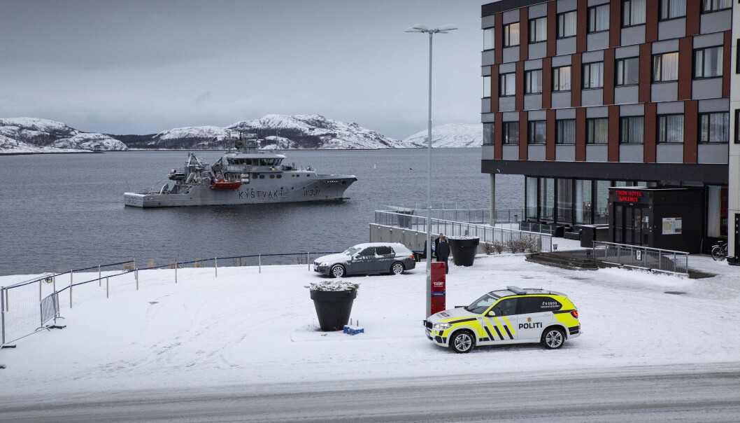 SAMARBEIDSEVNE: Skal politiet kunne oppfylle sitt samfunnsoppdrag i det nye og krevende digitaliserte trussel- og sikkerhetsbildet, kan det bare skje gjennom et stadig tettere og mer forpliktende samarbeid mellom politiet, PST og den militære etterretning, mener kronikkforfatteren. Her fra frigjøringsjubileet i Kirkenes i 2019. SAMARBEIDSEVNE: Skal politiet kunne oppfylle sitt samfunnsoppdrag i det nye og krevende digitaliserte trussel- og sikkerhetsbildet, kan det bare skje gjennom et stadig tettere og mer forpliktende samarbeid mellom politiet, PST og den militære etterretning, mener kronikkforfatteren. Her fra frigjøringsjubileet i Kirkenes i 2019.