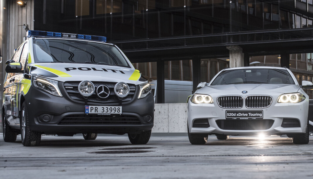 Mercedes Benz Vito og BMW 520 var politibilene i segmentene stor og liten patruljebil under den forrige bilavtalen fra 2016-2020. Før dette var VW Passat liten patruljebil, mens Volvo V90CC tok over i den nye bilavtalen gjeldende fra 2021. Vito har var på sin side politiets foretrukne store patruljebil også tidligere - og i den nye bilavtalen. Mercedes Benz Vito og BMW 520 var politibilene i segmentene stor og liten patruljebil under den forrige bilavtalen fra 2016-2020. Før dette var VW Passat liten patruljebil, mens Volvo V90CC tok over i den nye bilavtalen gjeldende fra 2021. Vito har var på sin side politiets foretrukne store patruljebil også tidligere - og i den nye bilavtalen.