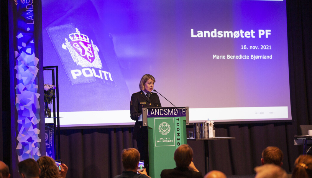 Politidirektør Benedicte Bjørnland holdt tale under landsmøtet til Politiets Fellesforbund på Gardermoen. Politidirektør Benedicte Bjørnland holdt tale under landsmøtet til Politiets Fellesforbund på Gardermoen.