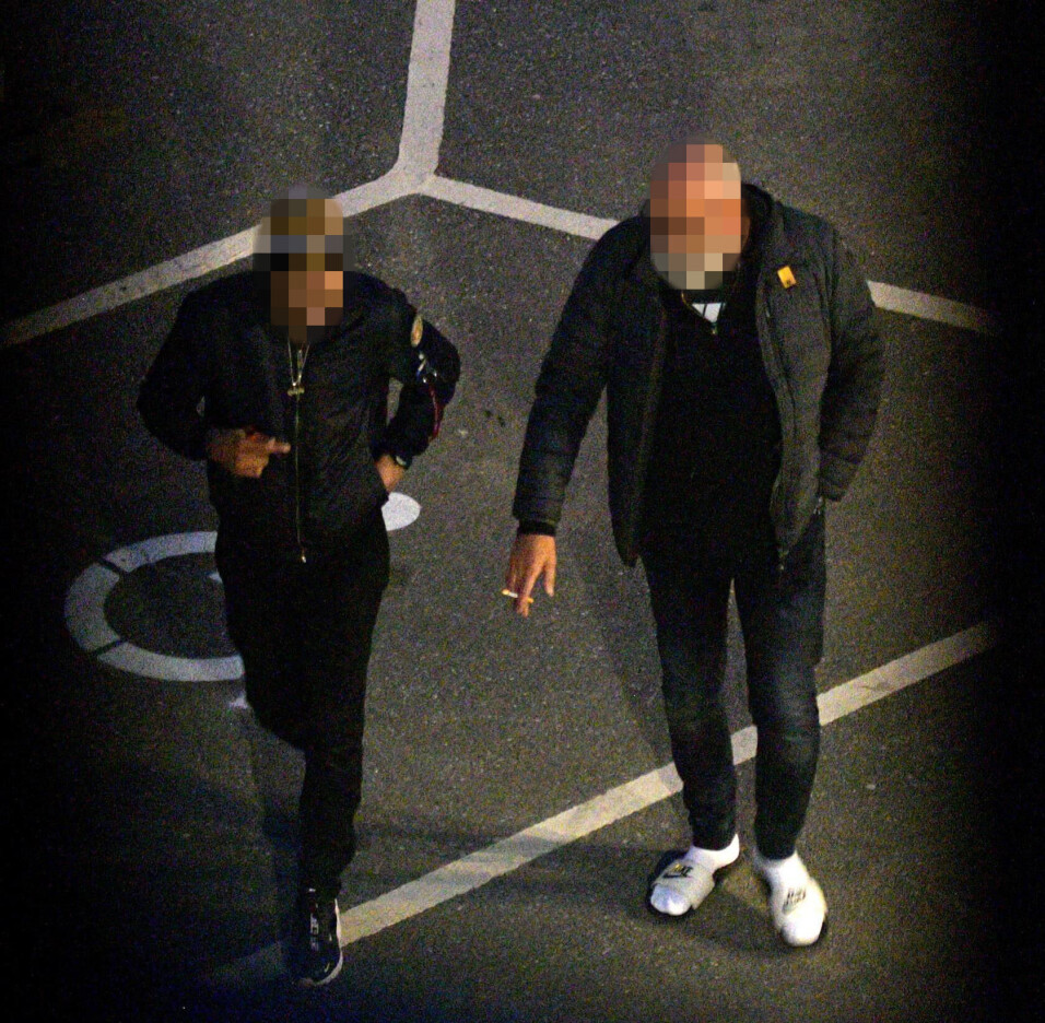 PAPARAZZI: Forfatter Malin Stensønes stiller spørsmål ved om politiets kapasitet til å etterforske org.krim er for liten. Hun var med under Kripos-operasjonen Hubris, hvor et av fokusområdene var å stoppe et nederlandsk transportfirma som fraktet narkotika til Europa. Operasjonen var vellykket og førte til en rekke pågripelser, deriblant av personer høyere opp i det kriminelle hierarkiet, hvorav en av toppene er avbildet her.