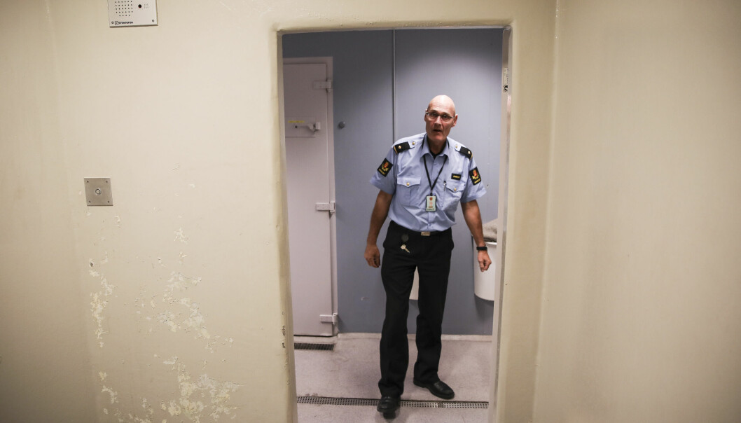 Helge Busch Iversen, fagleder av arresten i Trondheim, er svært fornøyd med pust- og bevegelsessystemet de har testet ut på cellene.