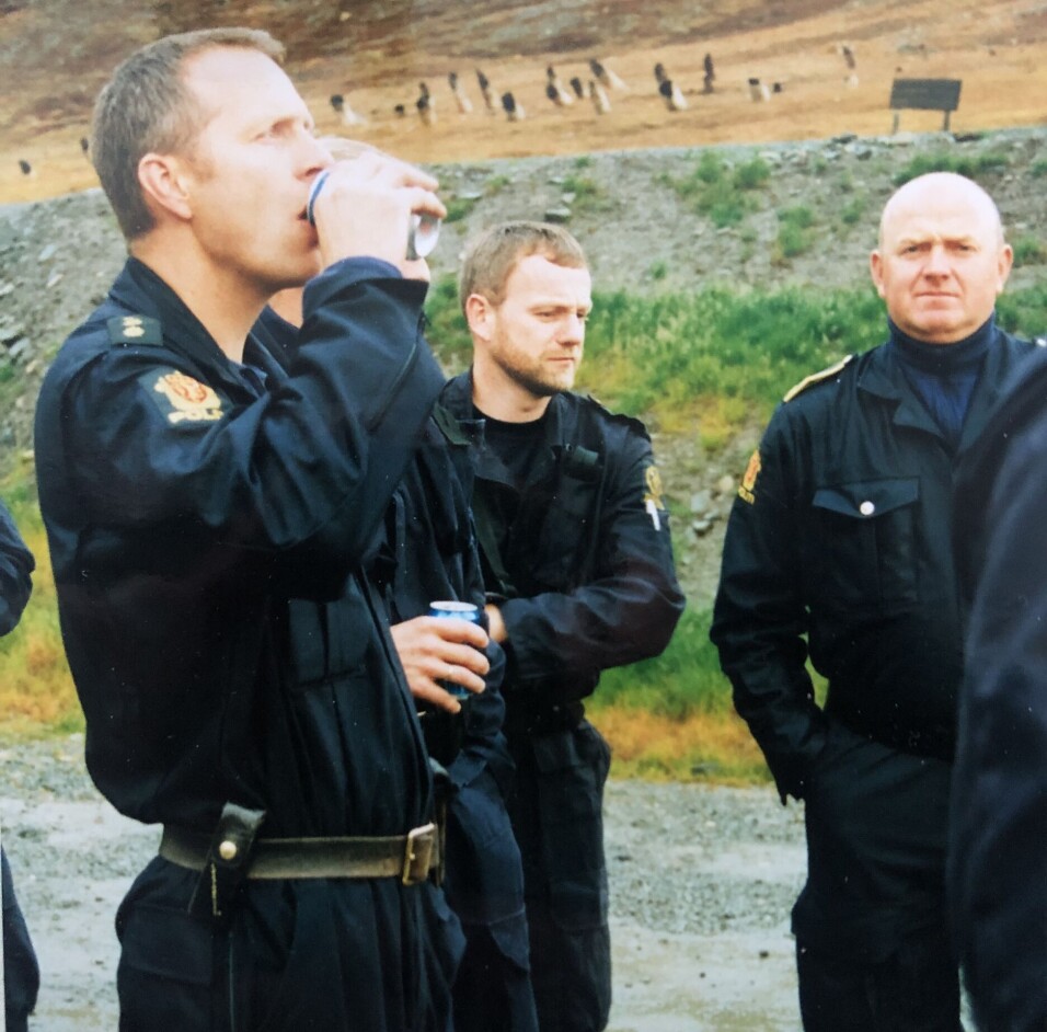 ØVELSE: Dette bildet er tatt på 1990-tallet, under en planlegging for øvelse på Svalbard.