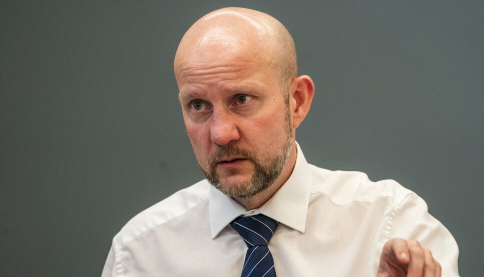 NEI TIL INNSYN I UDI-ANSATTE, MEN IKKE POLITIANSATTE: – Mange i politietaten er vel så utsatte, om ikke mer, som ansatte i UDI, sier Geir Evanger. NEI TIL INNSYN I UDI-ANSATTE, MEN IKKE POLITIANSATTE: – Mange i politietaten er vel så utsatte, om ikke mer, som ansatte i UDI, sier Geir Evanger.
