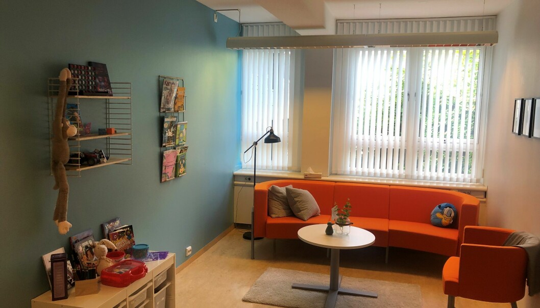 Bildet viser det blå rommet på Statens barnehus i Møre og Romsdal.