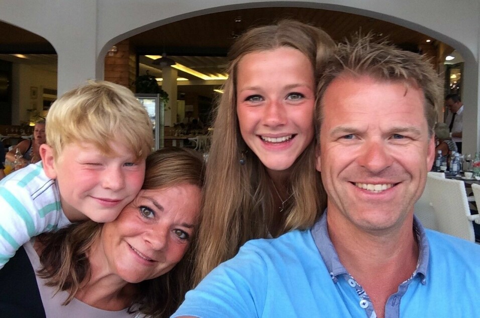 FAMILY GUY: Familien er svært viktig for Sigve Bolstad, her med kona Liv og barna Martin og Hanna.