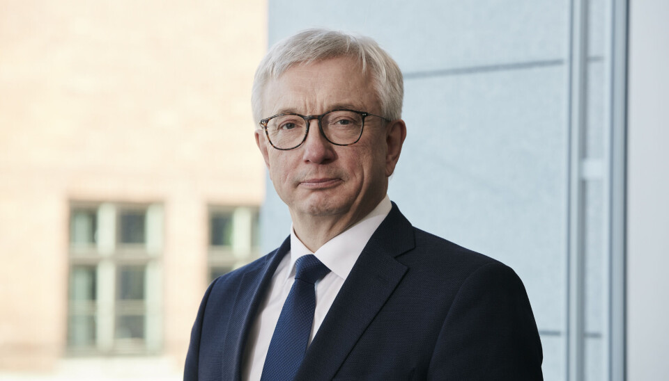 KRITISERER POLITIET: I en ny rapport kommer Riksrevisjonen med alvorlig kritikk mot politiet på tre punkter, her ved riksrevisor Karl Erik Schjøtt-Pedersen. KRITISERER POLITIET: I en ny rapport kommer Riksrevisjonen med alvorlig kritikk mot politiet på tre punkter, her ved riksrevisor Karl Erik Schjøtt-Pedersen.