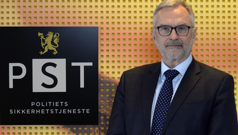 Går av som PST-sjef