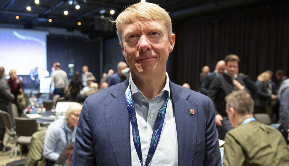 REAGERTE: – Det er helt urimelig at politiansatte må dekke kostnader på grunn av en yrkesskade som er oppstått i pålagt trening, mener lokallagsleder Ørjan Hjortland i PF Vest. REAGERTE: – Det er helt urimelig at politiansatte må dekke kostnader på grunn av en yrkesskade som er oppstått i pålagt trening, mener lokallagsleder Ørjan Hjortland i PF Vest.