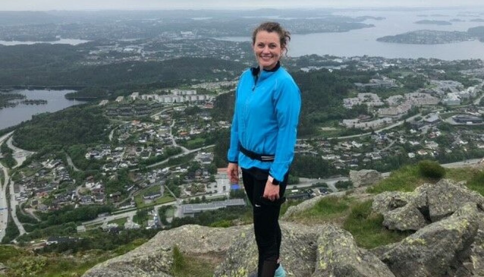Monica Johannesen Mørk slapper best av med en kombinasjon av fysisk aktivitet, naturopplevelser, sosialt samvær med venner og familie og god mat. Monica Johannesen Mørk slapper best av med en kombinasjon av fysisk aktivitet, naturopplevelser, sosialt samvær med venner og familie og god mat.