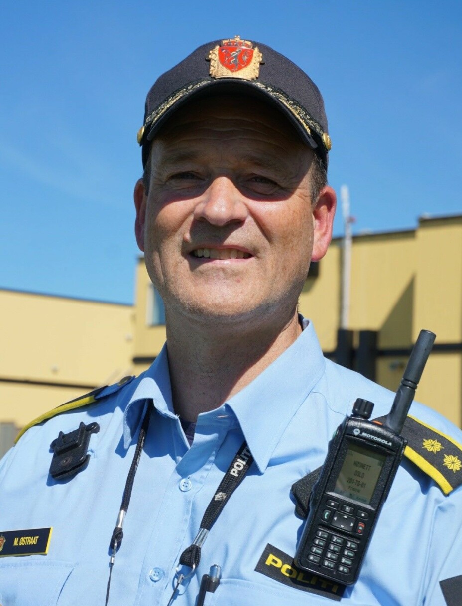 TILSTEDE I 30 ÅR: Politioverbetjent Morten Østraat har vært politiets ansvarlige mann på Norway Cup gjennom 30 år.
