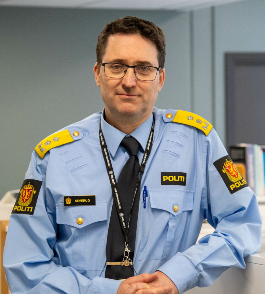 Ole B. Sæverud. Ole B. Sæverud.
