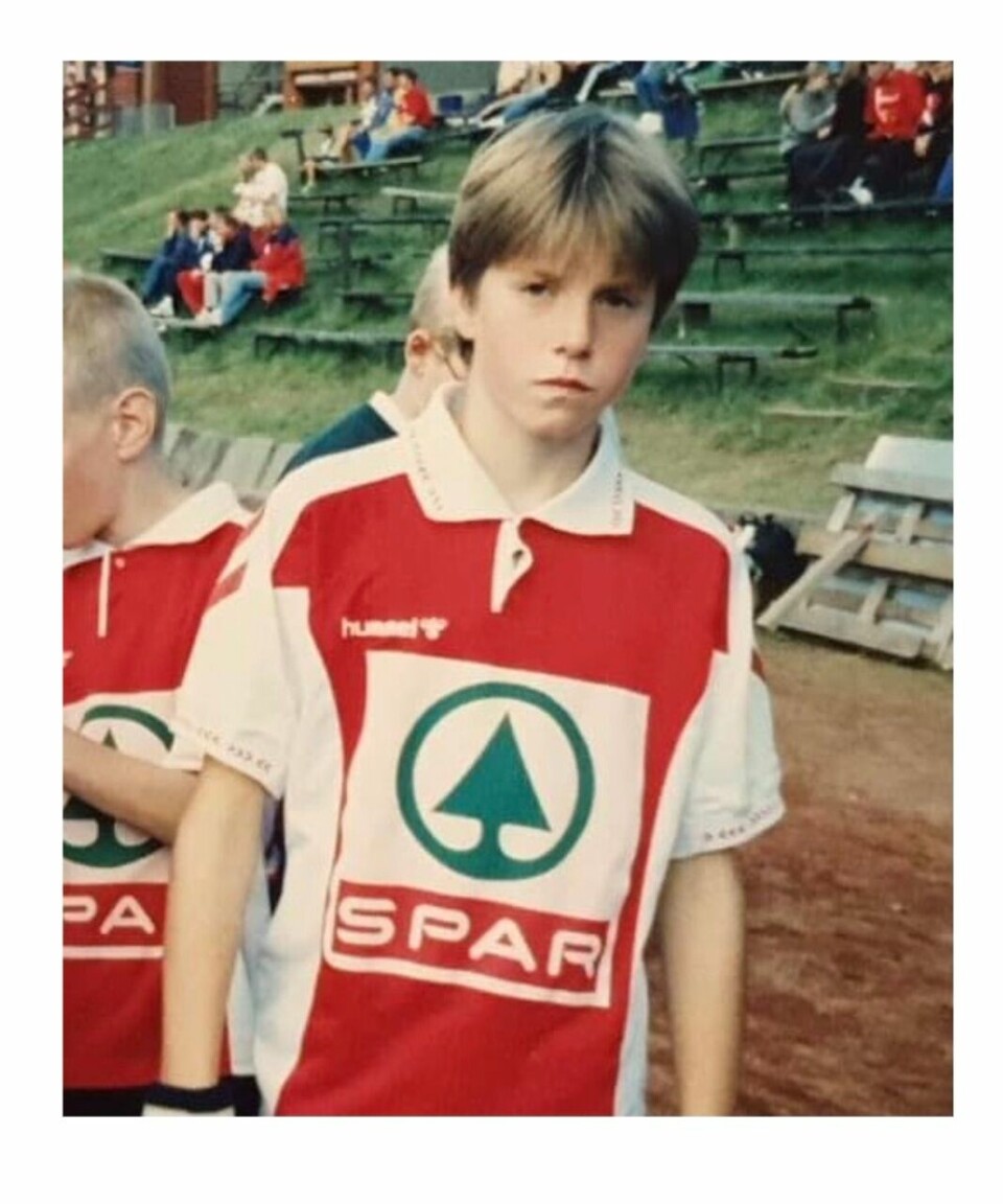 TAPSPROSJEKT: Den 12 år gamle Marius har akkurat vært med på å tape finalen i Faaberg-cup i 1998. Unggutten har problemer med å håndtere tap, og nederlag gjør ham sint og destruktiv.