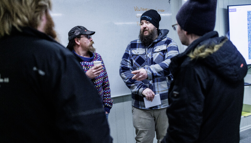 STAMGJEST: Jon Sigurd Fagervik kjenner mange av de andre sjåførene
som har møtt opp på 'Glatta' denne kvelden. Han kjenner
banen som sin egen baklomme da han har vært med siden 2015. STAMGJEST: Jon Sigurd Fagervik kjenner mange av de andre sjåførene
som har møtt opp på 'Glatta' denne kvelden. Han kjenner
banen som sin egen baklomme da han har vært med siden 2015.
