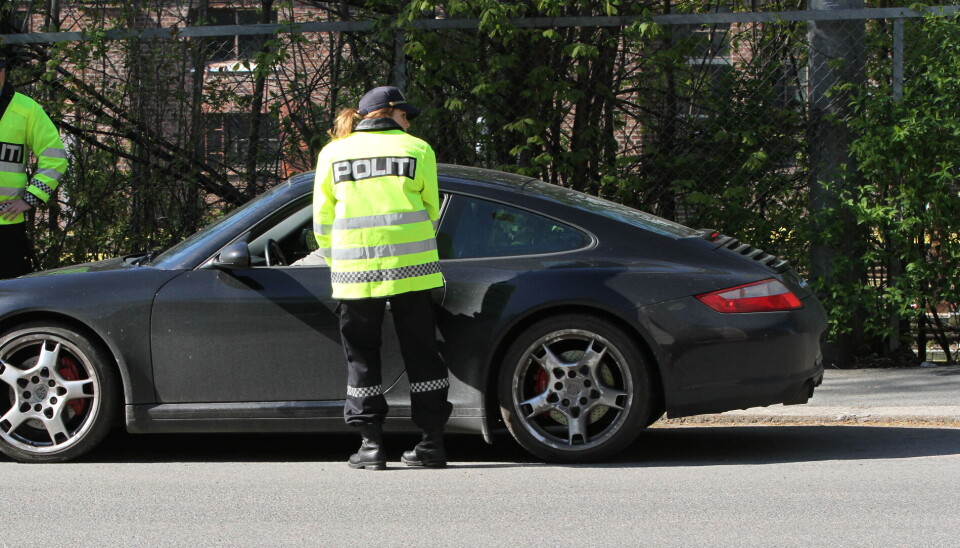HJEMMEL I LOV: En trafikkontroll under prøveprosjektet må føre til et tilbud om kvittering til den som er stoppet. Likevel viser tall at ikke alle takker ja.