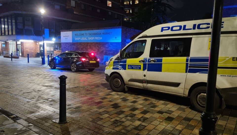 London: Vil sikte to-tre politibetjenter i uka