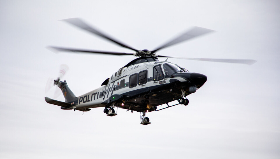 Politihelikopteret. Politihelikopteret.