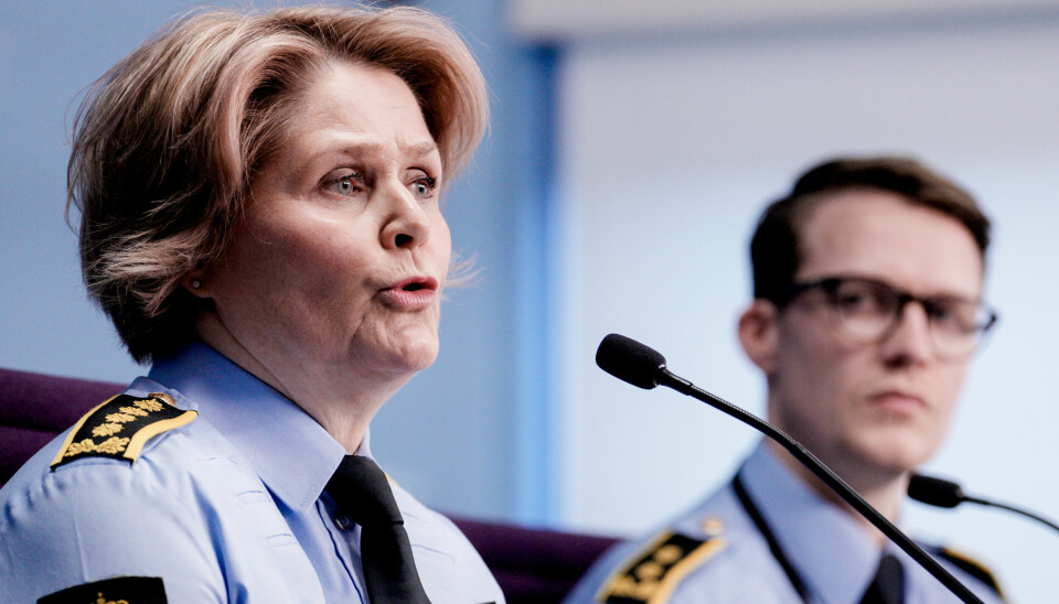 Politiinspektor Grete Lien Metlid og politiadvokat Henrik Radal i Oslo politidistrikt under en pressebrief i politihuset på Grønland.