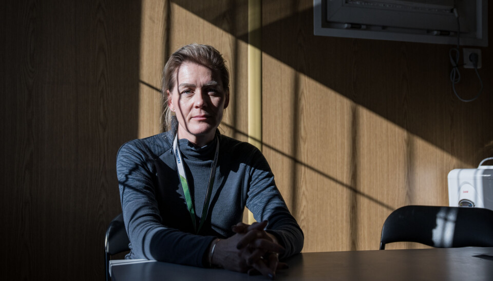ANONYME OPPLYSNINGER: Line
Janson forteller det er andre menneskemøter
i Romania enn hjemme
i Sør-Vest politidistrikt. Gjennom å
anonymt intervjue migranter møter
hun ofte mennesker i en sårbar
situasjon. ANONYME OPPLYSNINGER: Line
Janson forteller det er andre menneskemøter
i Romania enn hjemme
i Sør-Vest politidistrikt. Gjennom å
anonymt intervjue migranter møter
hun ofte mennesker i en sårbar
situasjon.