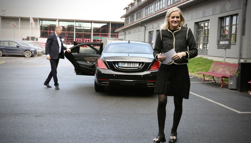 KREVENDE: Justis- og beredskapsminister Emilie Enger Mehl ankommer PF-Kongressen på Gardermoen tirsdag. Hun erkjenner at situasjonen i politiet er krevende. KREVENDE: Justis- og beredskapsminister Emilie Enger Mehl ankommer PF-Kongressen på Gardermoen tirsdag. Hun erkjenner at situasjonen i politiet er krevende.