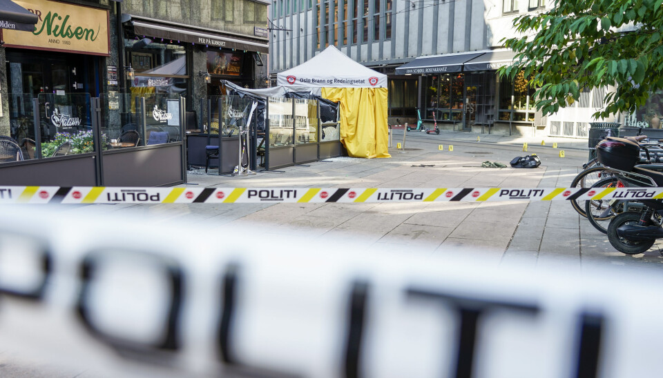 Dagen etter pride-terroren utenfor London pub i sentrum av Oslo, der flere ble skadd og to drept. Dagen etter pride-terroren utenfor London pub i sentrum av Oslo, der flere ble skadd og to drept.
